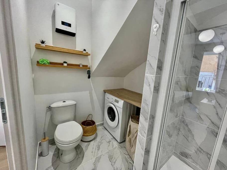 Studio Entierement Renove, Situe Au Coeur Du Quartier Haut แซ็ต ภายนอก รูปภาพ